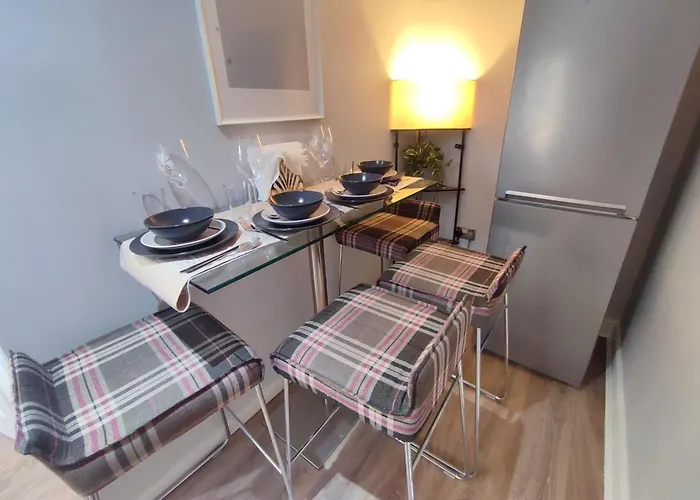 Immaculate 3Bed Apt, Close To O2, Excel, London Stadium & City